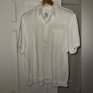 Zara Men’s Short Sleeve button shirt